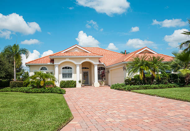 Best Local Driveway Pavers  in Chisago City, MN